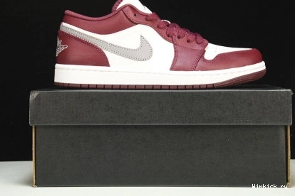 White 1 Low Bordeaux Jordan 1029